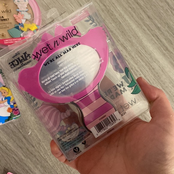 NWT Wet n Wild Alice In Wonderland RARE Large Lot 12 Piece Make Up Cosmetic Set - Picture 3 of 8